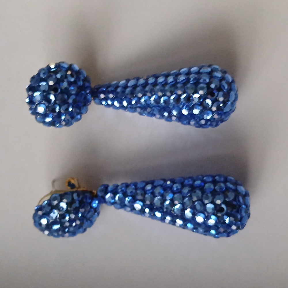 Elegant Blue Drop Earrings